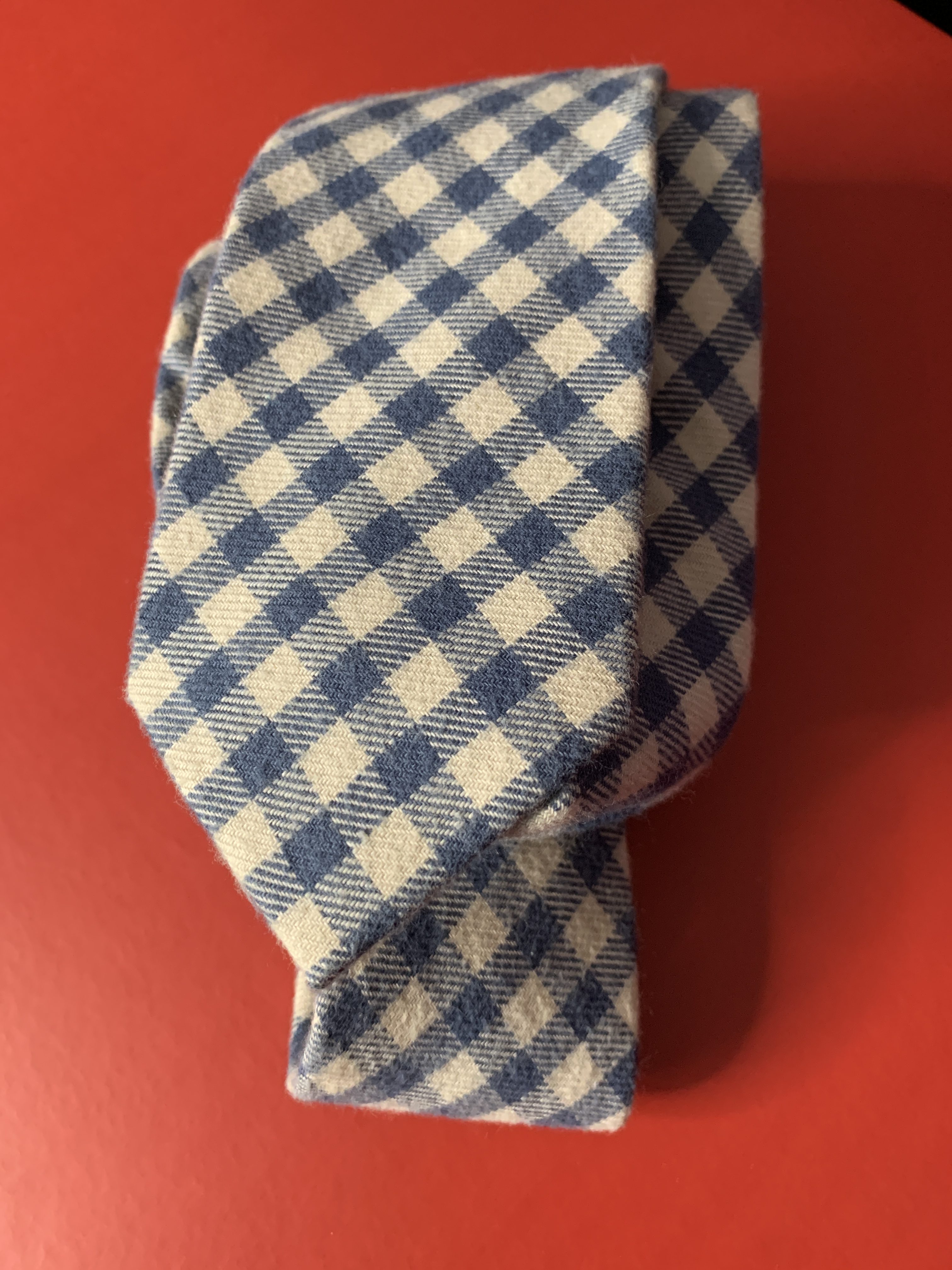 Season 2: Kurt Hummel Tie.